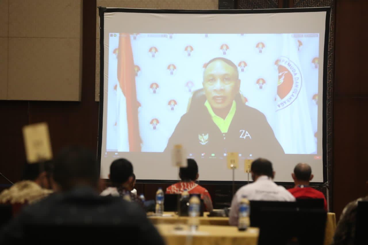 Menteri Pemuda dan Olahraga Republik Indonesia (Menpora RI) Zainudin Amali mendorong sinergitas percepatan pembangunan persepakbolaan nasional dikerjakan secara bersama-sama, mulai dari pemerintah pusat, pemerintah daerah, DPR RI, hingga ke stakeholder te