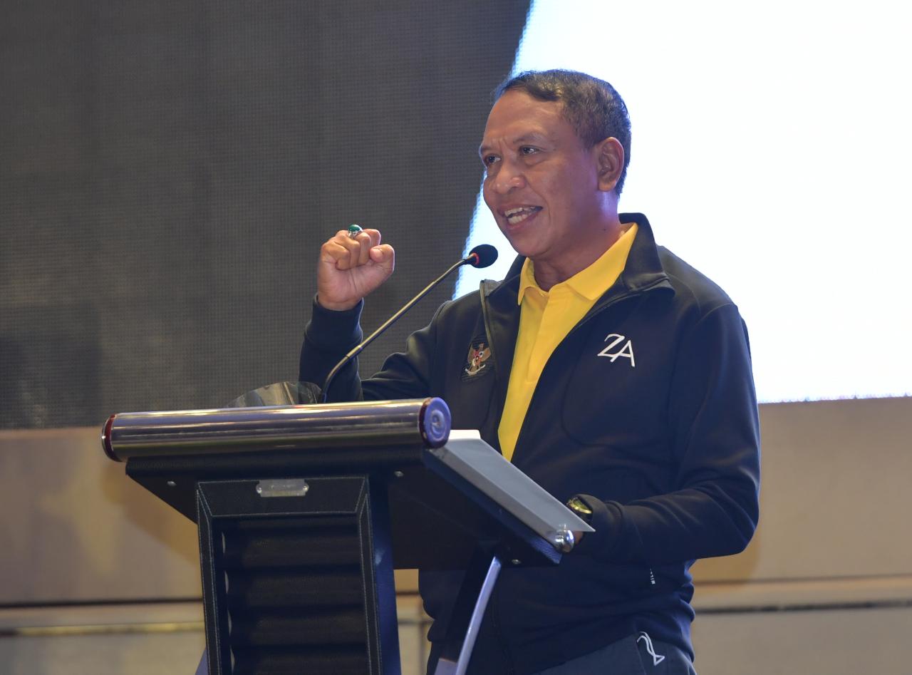 Menteri Pemuda dan Olahraga Republik Indonesia (Menpora RI) Zainudin Amali, hari Jumat (25/12) menyampaikan keterangan terkait penundaan penyelenggaraan FIFA U-20 World Cup 2021 Indonesia.