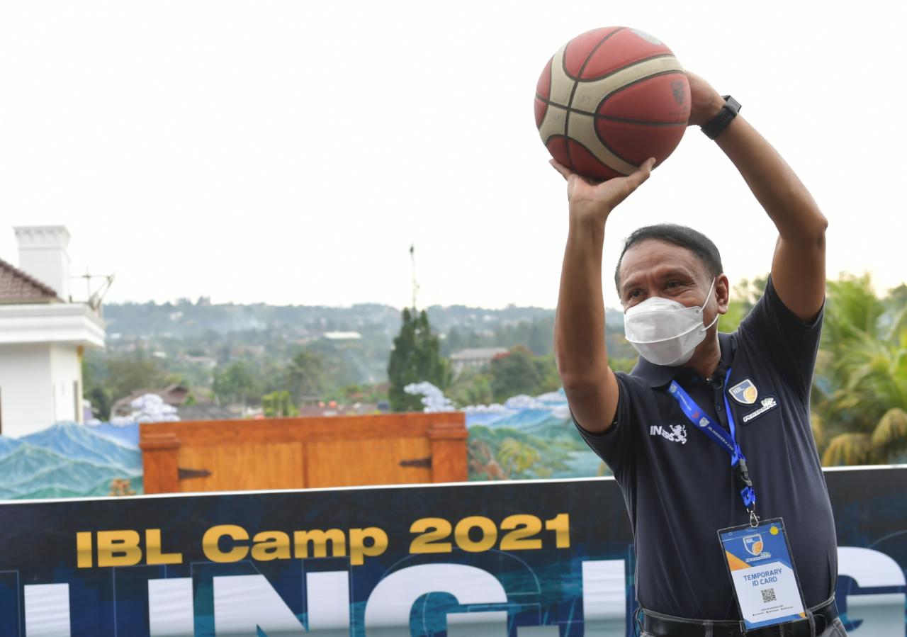 Menteri Pemuda dan Olahraga Republik Indonesia (Menpora RI) Zainudin Amali mengucapkan terima kasih kepada IBL yang sudah melaksanakan kompetisi basket dengan menjalankan protokol kesehatan Covid-19 dengan ketat. Tidak hanya itu, inovasi yang dilakukan IB