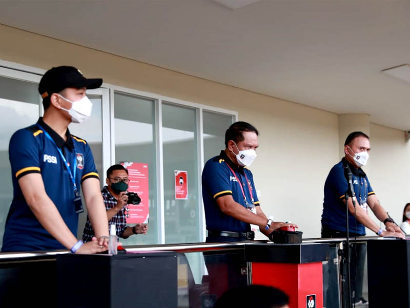 Menpora Amali Tekan Tombol Sirine Awal Piala Menpora 2021 Dimulai