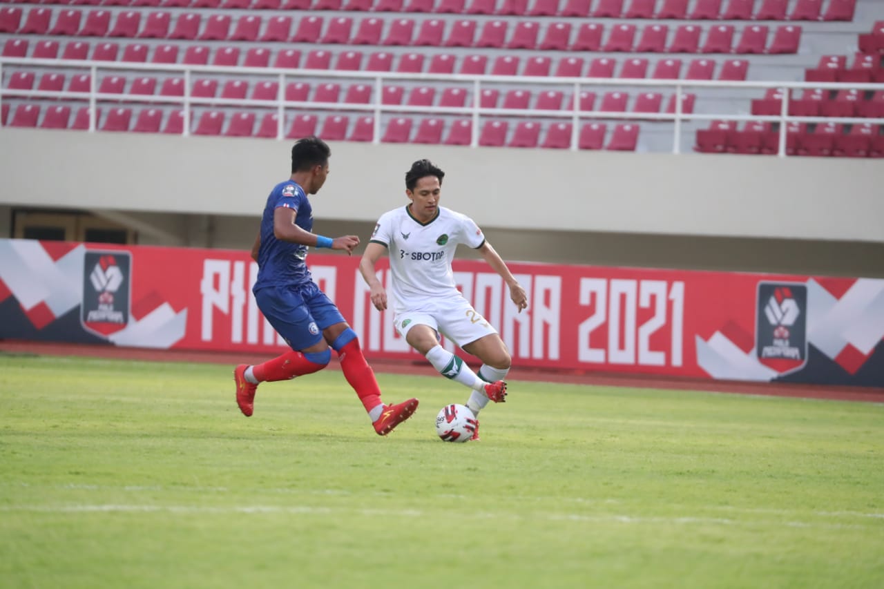 Menteri Pemuda dan Olahraga Republik Indonesia (Menpora RI) Zainudin Amali mengatakan, Presiden Joko Widodo (Jokowi) meminta kepada dirinya agar kompetisi Liga 1 dan Liga 2 dipersiapkan dengan baik. Terutama terkait kemungkinan adanya penonton terbatas sa