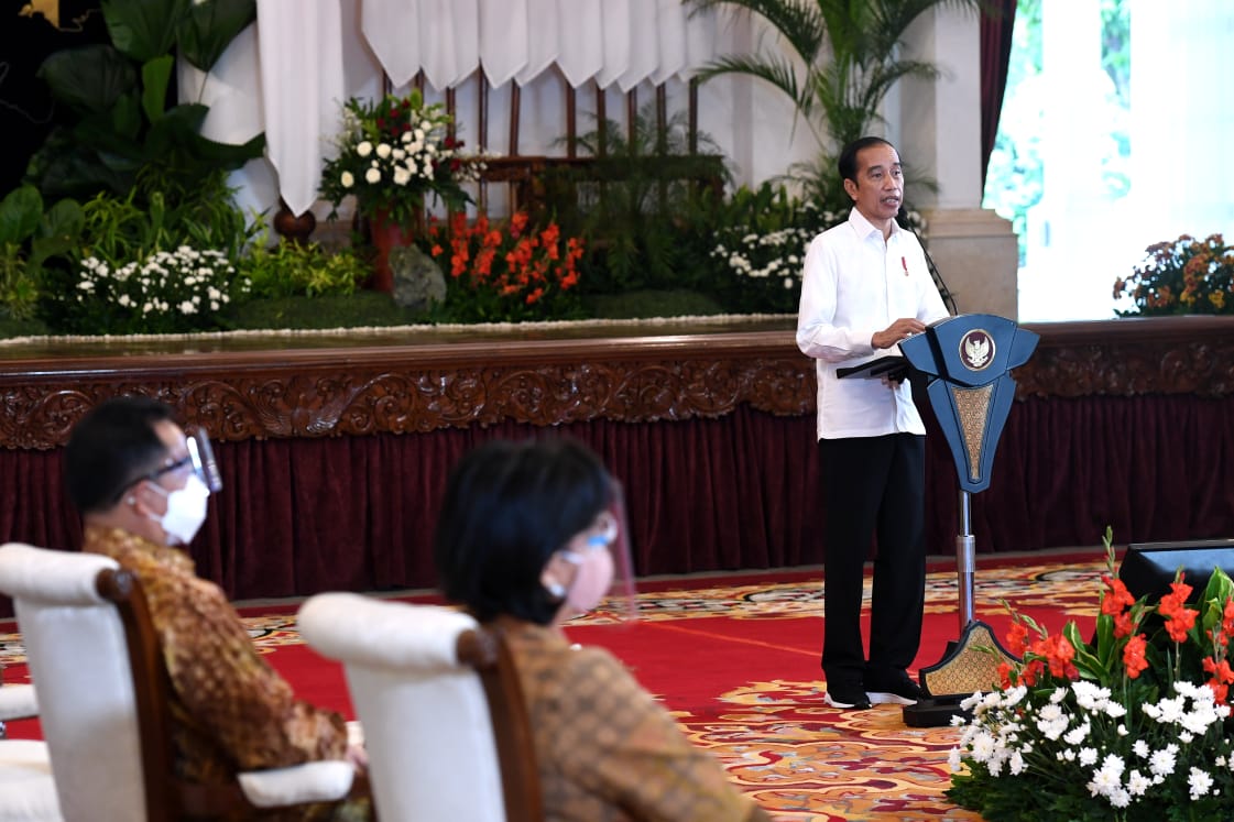 Menteri Pemuda dan Olahraga Republik Indonesia (Menpora RI) Zainudin Amali hari Selasa (4/5), di Situation Room Kantor Kemenpora, Jakarta mengikuti pembukaan Musyawarah Perencanaan Pembangunan Nasional (Musrenbangnas) Tahun 2021 yang dibuka oleh Presiden 
