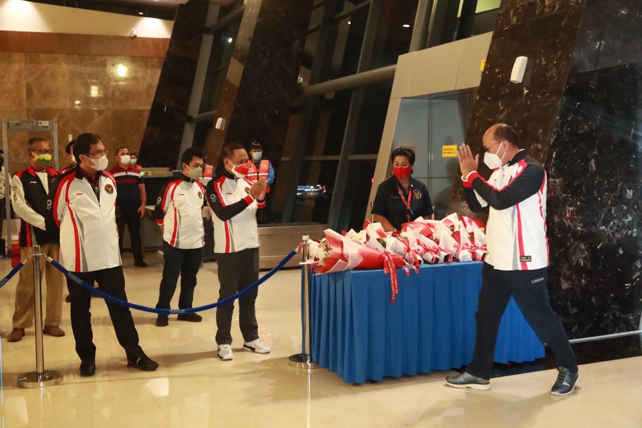 Chef de Mission kontingen Indonesia di Olimpiade Tokyo 2020, Rosan P. Roeslani menyampaikan ucapan terimakasih dan apresiasi kepada Menteri Pemuda dan Olahraga Republik Indonesia (Menpora RI) Zainudin Amali atas dukungannya kepada atlet, pelatih dan ofisi