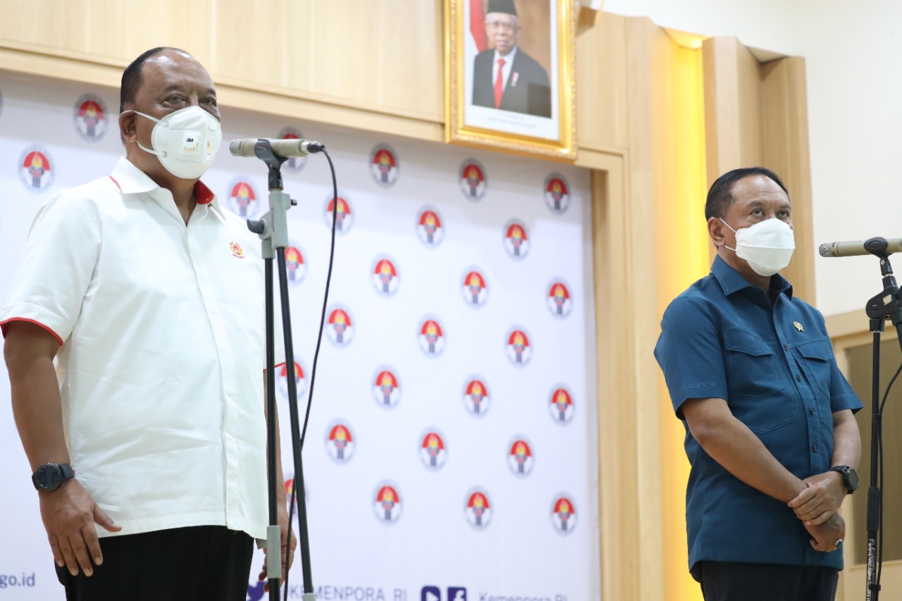 Cabang olahraga (cabor) softball akan menjadi yang pertama dalam pertandingan Pekan Olahraga Nasional (PON) XX tahun 2021. Pertandingan itu nantinya akan berlangsung pada 22 September mendatang. (foto:dok/kemenpora.go.id)