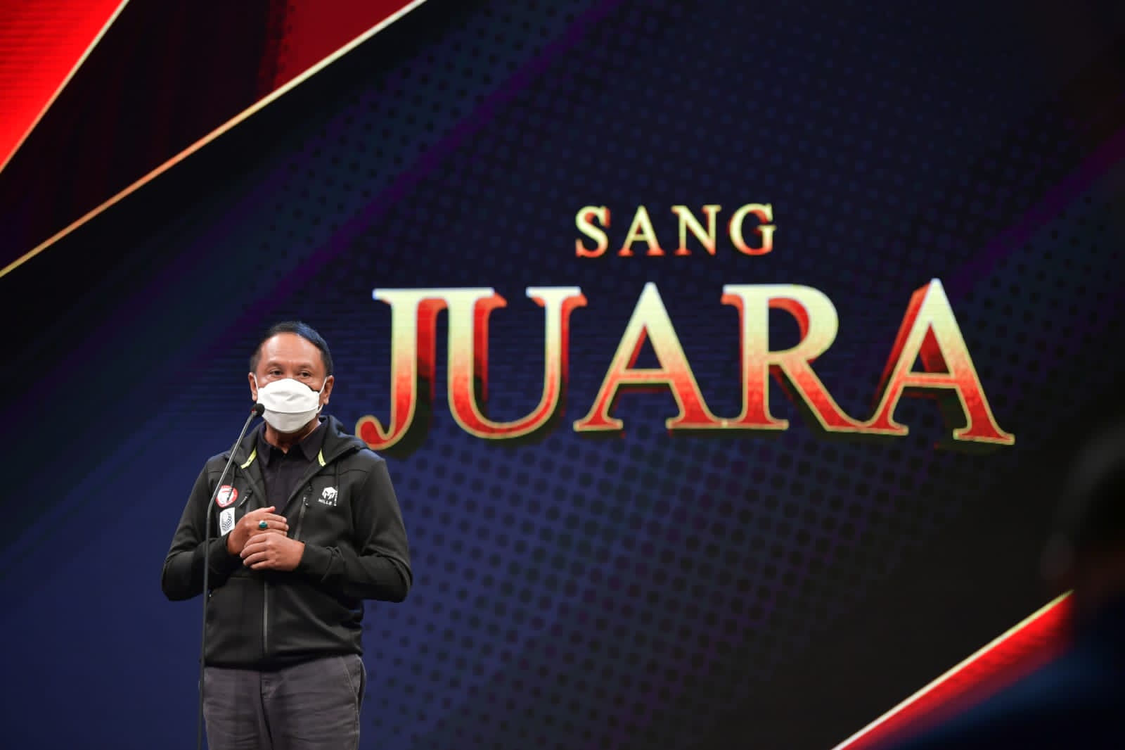 Menteri Pemuda dan Olahraga Republik Indonesia (Menpora RI) Zainudin Amali memberikan apresiasi tinggi kepada Media Group yang memberikan bonus kepada atlet Paralimpiade Tokyo 2020 senilai Rp 2 miliar.(foto:bagus/kemenppra.go.id)