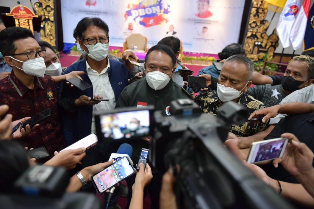 Program unggulan Kemenpora yakni, Desain Besar Olahraga Nasional (DBON) yang sudah menjadi Peraturan Presiden (Perpres) Nomor 86 Tahun 2021 terus mendapat dukungan dari berbagai media. Menteri Pemuda dan Olahraga (Menpora) Zainudin cukup senang DBON menda