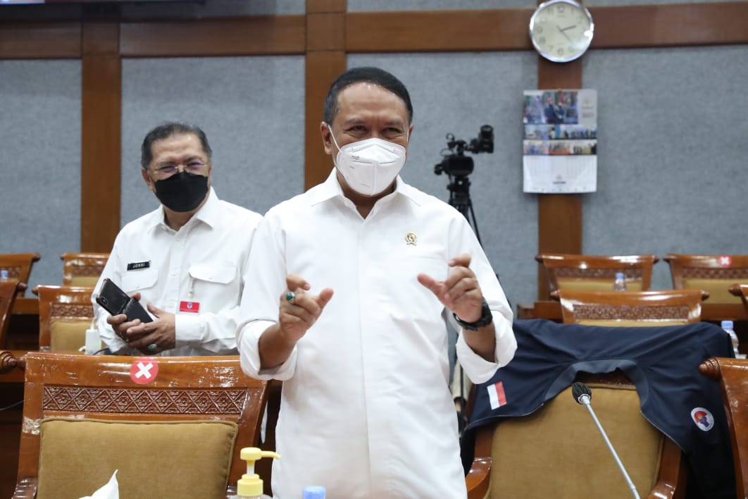 Menteri Pemuda dan Olahraga Republik Indonesia (Menpora RI), Zainudin Amali memastikan pihaknya mendorong Pengurus Besar Pekan Olahraga Nasional (PON) XX dan Pekan Paralimpik Nasional (Peparnas) XVI agar segera melunasi beberapa kewajiban yang belum dibay