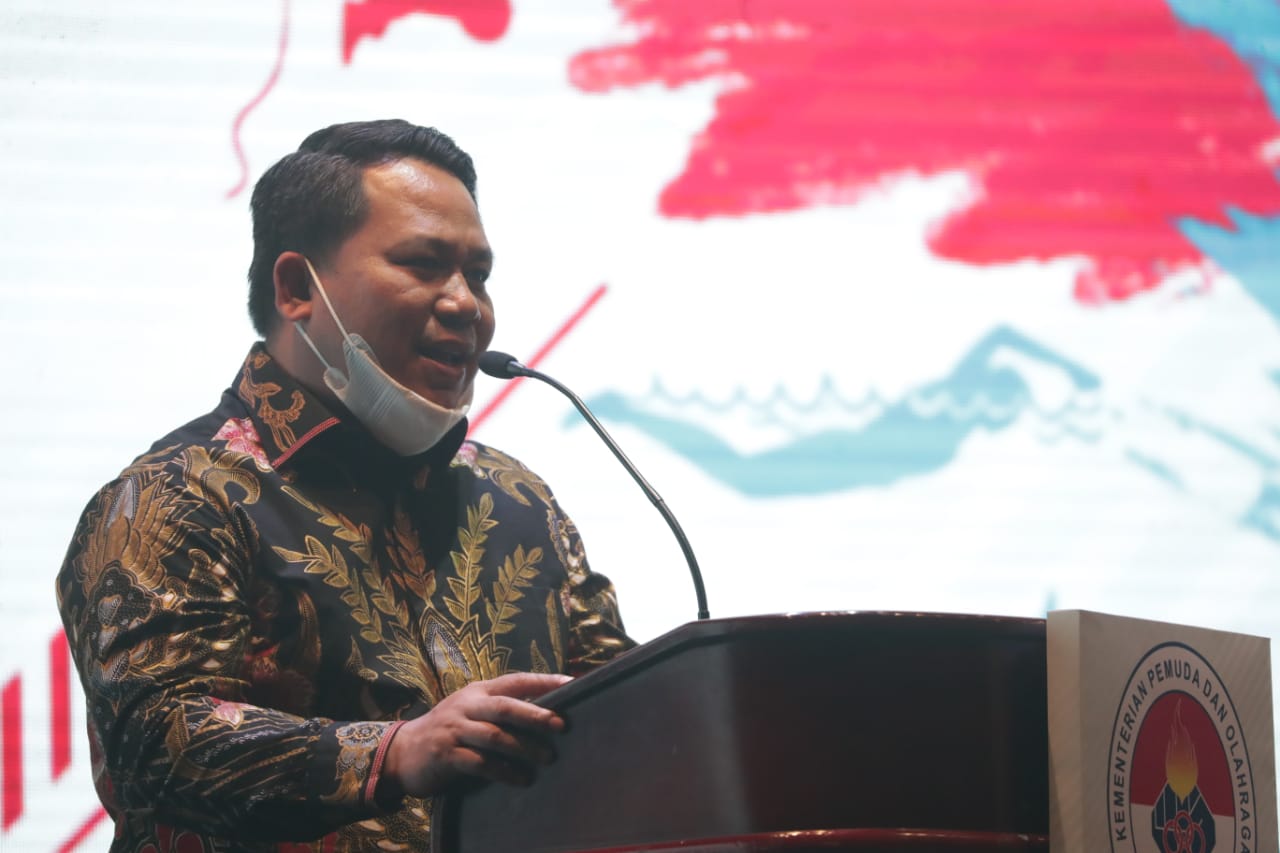 Rektor Universitas Negeri Medan (UNIMED) Dr. Syamsul Gultom, SKM., M.Kes menyambut baik dan mendukung adanya Desain Besar Olahraga Nasional (DBON) yang kini telah memiliki dasar hukumnya berupa Peraturan Presiden (Perpres) Nomor 86 Tahun 2021 dalam memaju