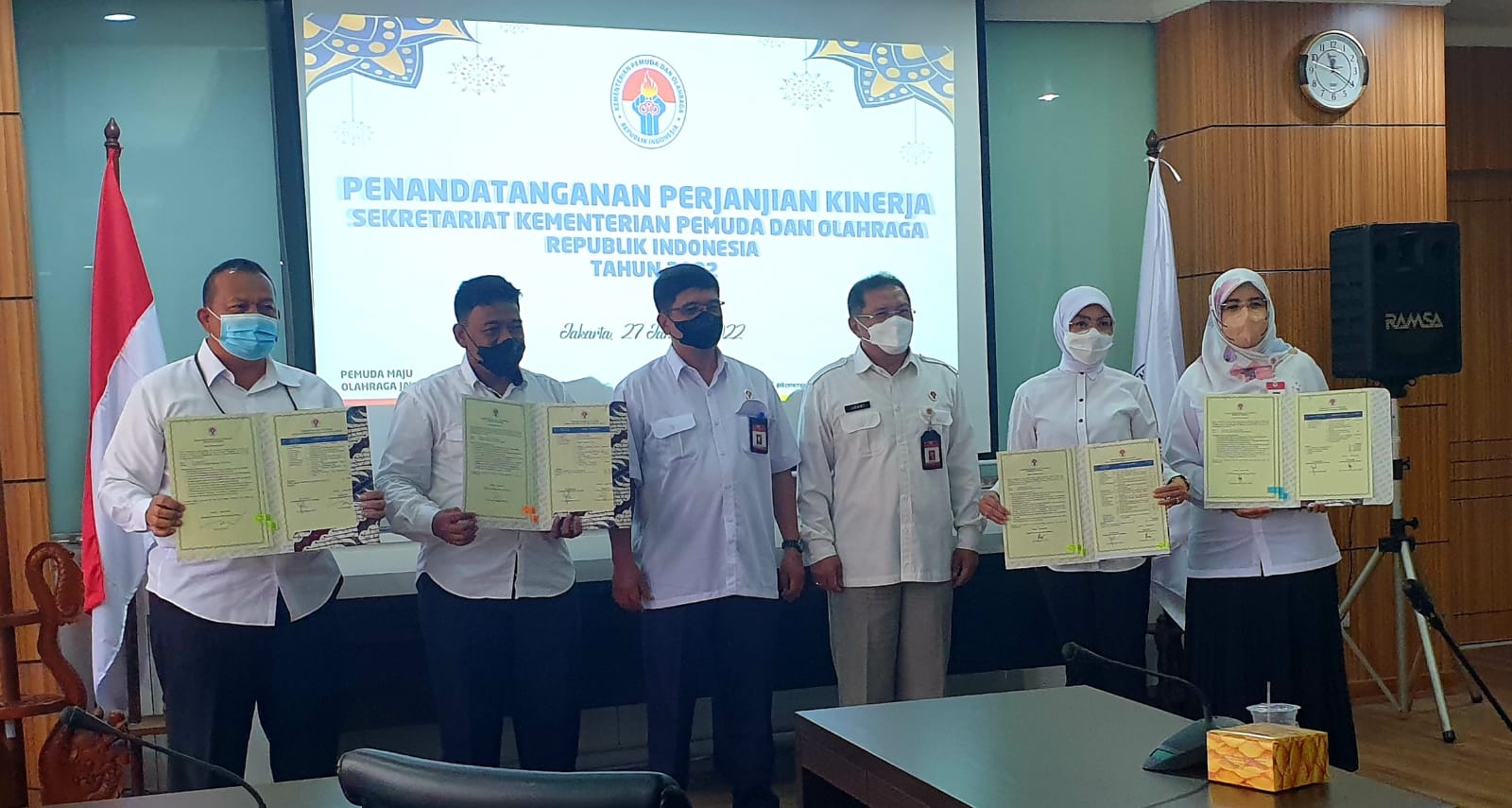 Kementerian Pemuda dan Olahraga Republik Indonesia (Kemenpora RI) berharap melalui Penandatanganan Perjanjian Kinerja (PK) Eselon II akan terwujud nyata komitmen, akuntabilitas, transparansi dan kinerja aparatur dalam menjalankan amanah 5 Program Priorita