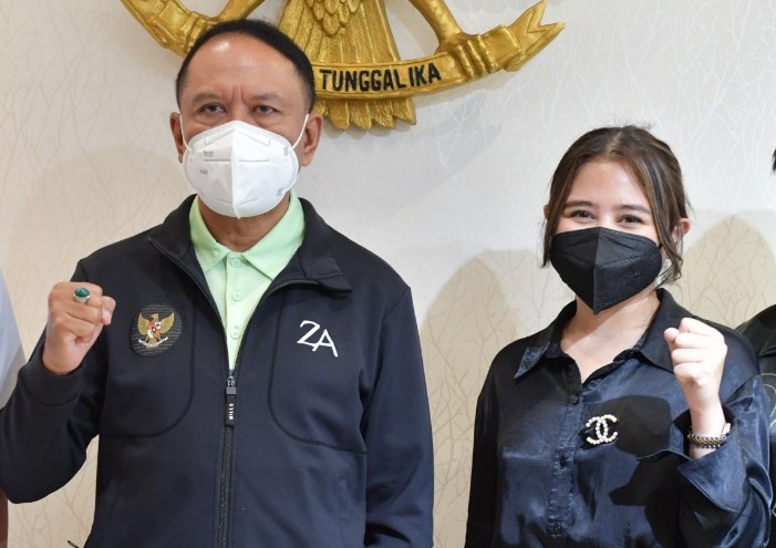 Menteri Pemuda dan Olahraga Republik Indonesia (Menpora RI) Zainudin Amali menyambut baik banyaknya anak muda termasuk kalangan selebritis yang semangat memajukan sepakbola dan industri olahraga tanah air. Hal itu Menpora Amali nilai sejalan dengan DBON (