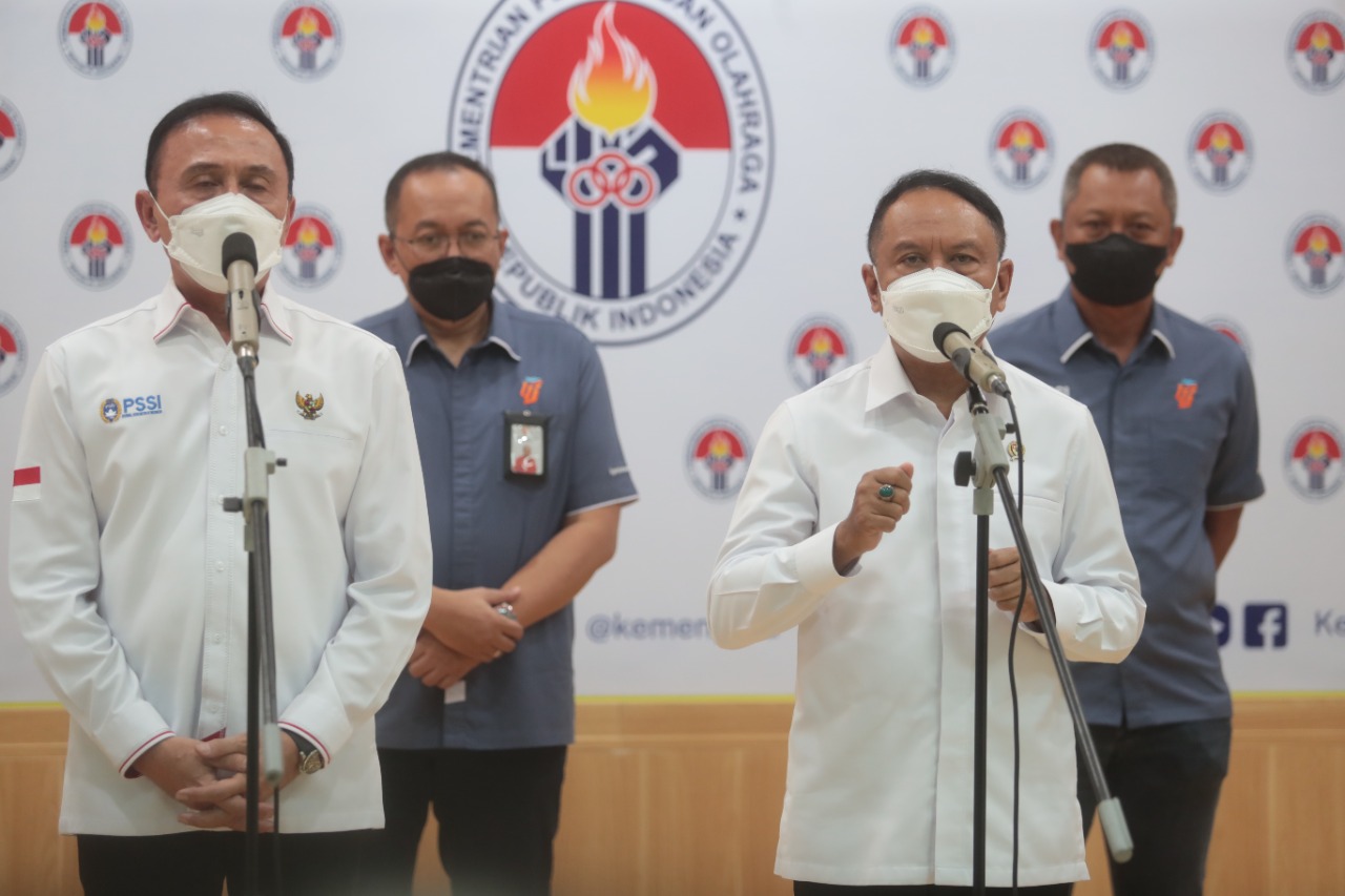 Menteri Pemuda dan Olahraga Republik Indonesia (Menpora RI) Zainudin Amali mengapresiasi PSSI dan PT LIB yang memutuskan penonton boleh hadir ketika ajang Piala Presiden 2022 bergulir.  Adapun penonton yang hadir nantinya sebanyak 75 persen dari kapasitas