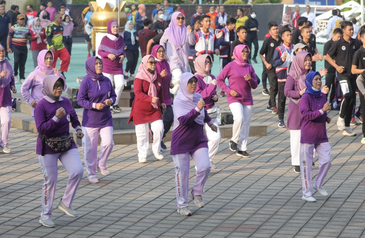 Kementerian Pemuda dan Olahraga Republik Indonesia (Kemenpora RI) kembali mengajak masyarakat Indonesia bergerak dengan berolahraga menuju Indonesia Bugar 2045 sesuai dengan konsep aktual DBON yang ada di Kemenpora.(foto:egan/kemenpora.go.id)