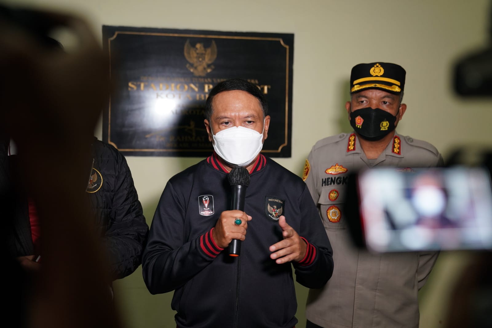 Menteri Pemuda dan Olahraga Republik Indonesia (Menpora RI) Zainudin Amali menilai Piala AFF U-19 menjadi ajang yang baik untuk Timnas Indonesia. Pasalnya, pengalaman bertanding sangat diperlukan bagi Garuda Muda sebelum tampil di Piala Dunia U-20 2023.(f