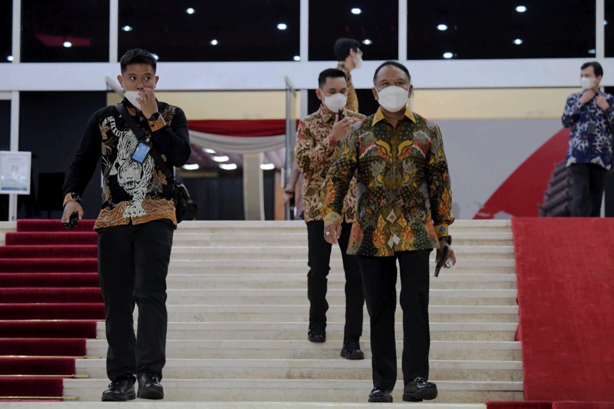 Menteri Pemuda dan Olahraga Republik Indonesia (Menpora RI) Zainudin Amali  menghadiri peringatan Hari Konstitusi di Gedung Nusantara IV, MPR RI di Senayan Jakarta, Kamis (18/8) pagi. Peringatan Hari Konstitusi  sekaligus juga memperingati Hari Ulang Tahu