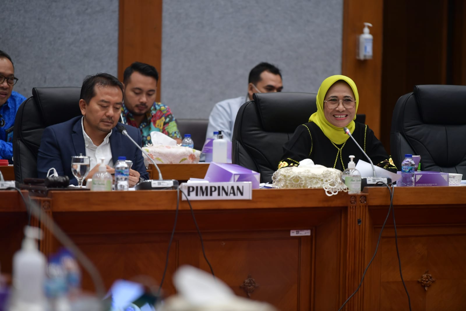 Setelah disetujui Komisi III Dewan Perwakilan Rakyat (DPR) yang membidangi Hukum, Hak Asasi Manusia, dan Keamanan pada Senin (29/8) lalu. Hari ini, Kamis (1/9) Komisi X DPR RI yang membidangi Olahraga juga menyetujui proses naturalisasi dua calon pemain T