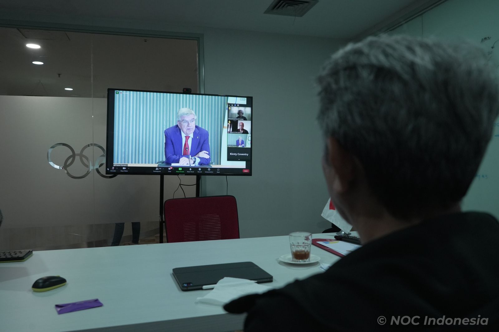 Komite Olimpiade Internasional (IOC) mengingatkan Komite Olimpiade Nasional (NOC) untuk menjaga otonomi dan independensi sebagaimana marwah yang tertuang dalam Olympic Charter atau Piagam Olimpiade. (dok/nocindonesia)