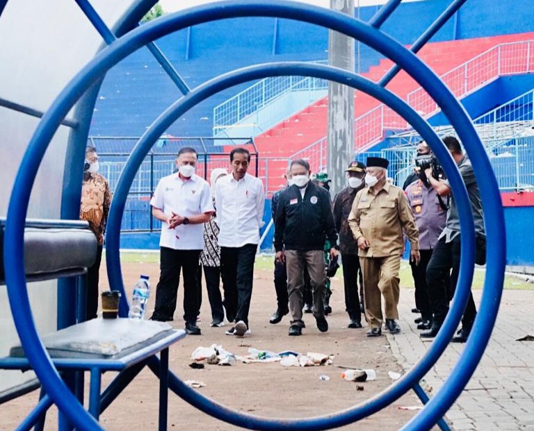 Hari Rabu (5/10) pagi, Menteri Pemuda dan Olahraga Republik Indonesia (Menpora RI) Zainudin Amali tiba di Bandara Abdurahman Saleh, Malang, Jawa Timur. Kehadiran Menpora Amali untuk mendampingi  Presiden Joko Widodo yang datang ke Malang untuk memberikan 