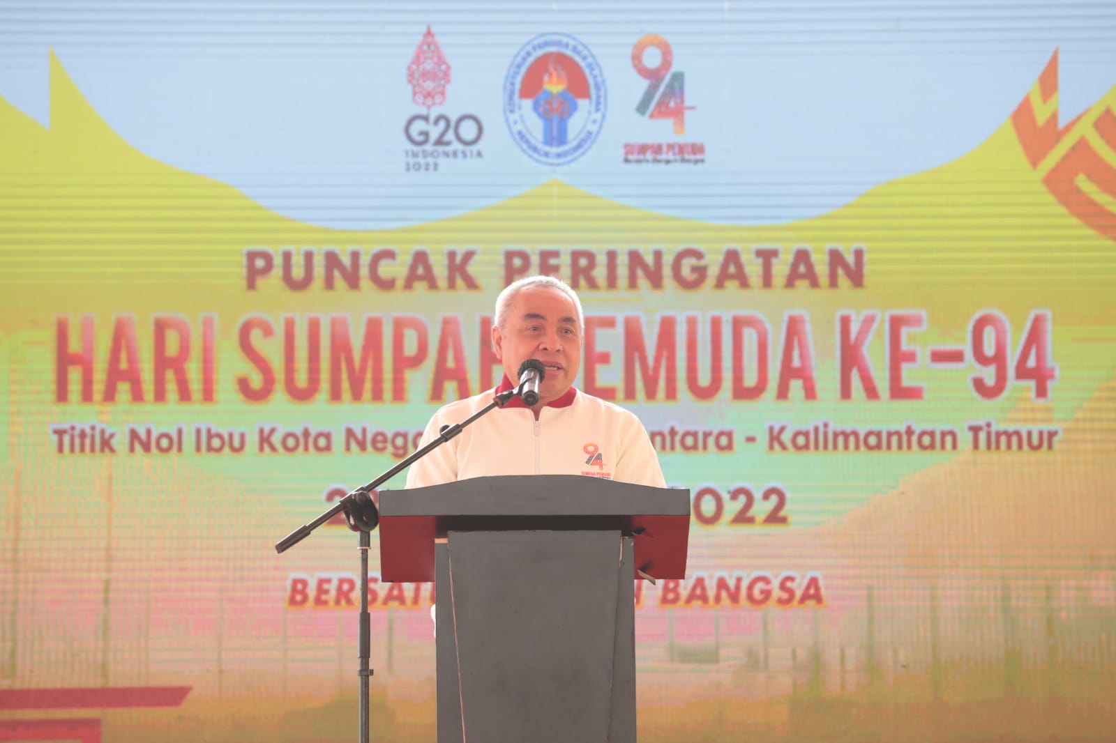 Penajam Paser Utara: Gubernur Kalimantan Timur Isran Noor memuji Menteri Pemuda dan Olahraga Republik Indonesia (Menpora RI) Zainudin Amali pada peringatan Hari Sumpah Pemuda (HSP) ke-94 tahun 2022. Pujian tersebut disampaikan karena pemilihan Ibu Kota Nu