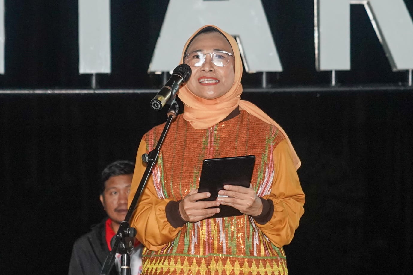  Wakil Ketua Komisi X DPR RI Hetifah Sjaifudian menyebut Kementerian Pemuda dan Olahraga (Kemenpora) merupakan salah satu mitra kerja terbaik. Hal tersebut tak lepas dari berbagai capaian, program, hingga terobosan yang dilakukan Kemenpora selama ini. (fo