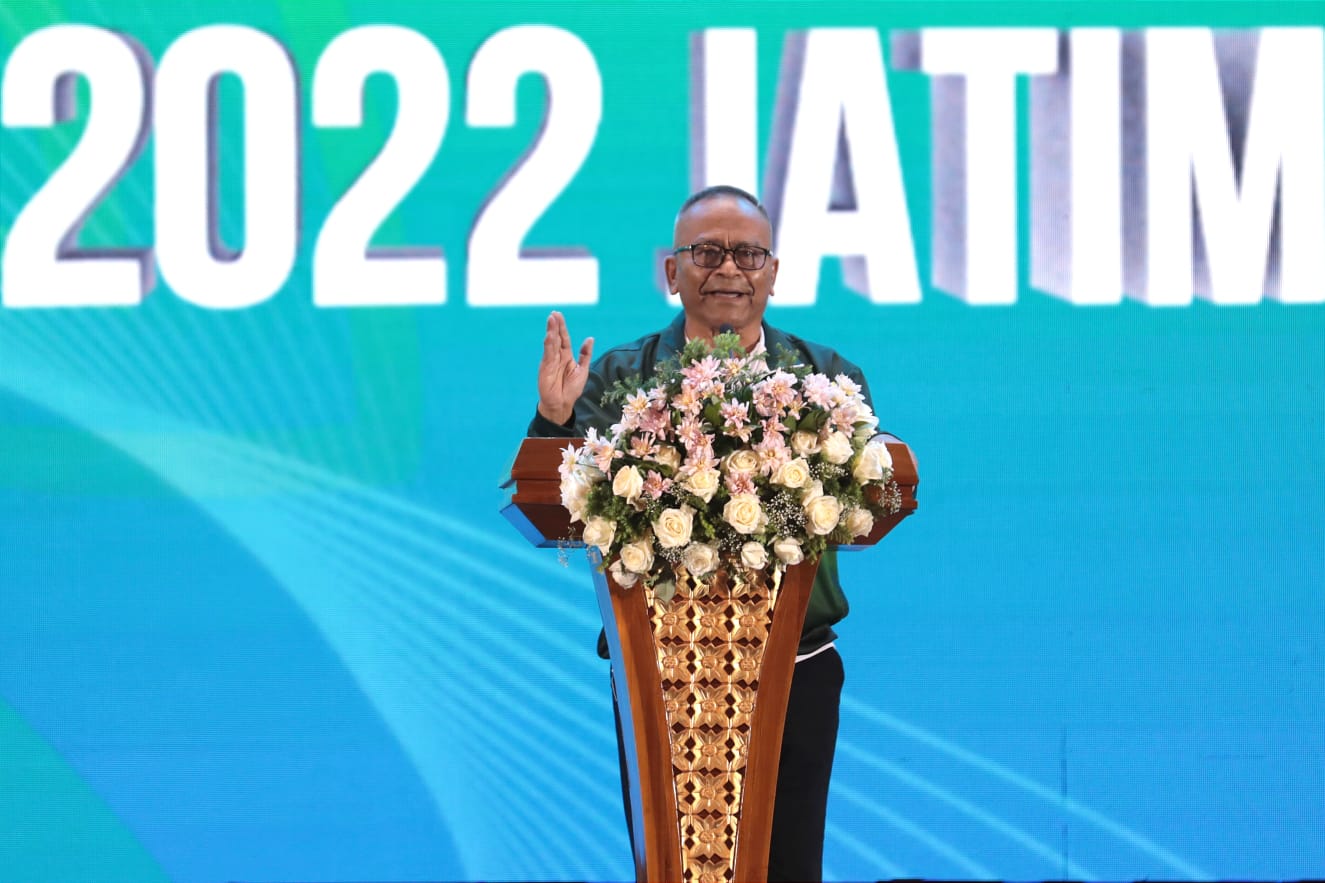 Ketua Umum Persatuan Wartawan Indonesia (PWI) Pusat Atal S Depari menyampaikan terima kasih atas dukungan pemerintah pusat dan daerah terhadap pelaksanaan Porwarnas ke-13. (foto:putra/kemenpora.go.id)