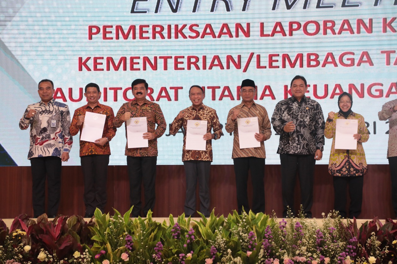 Menteri Pemuda dan Olahraga Republik Indonesia (Menpora RI) Zainudin Amali menghadiri entry meeting pemeriksaan laporan kementerian/lembaga tahun 2022 di Kantor Badan Pemeriksa Keuangan (BPK) RI, Jakarta, Rabu (11/1).(foto:putra/kemenpora.go.id)