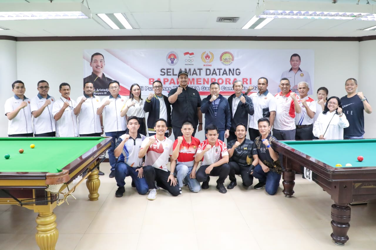 Menteri Pemuda dan Olahraga Republik Indonesia (Menpora RI) Dito Ariotedjo memotivasi tim biliar Indonesia yang akan bertanding di SEA Games 2023 Kamboja. Menpora Dito ingin pebiliar andalan Merah Putih bisa sukses dan membawa pulang medali emas. (foto:eg