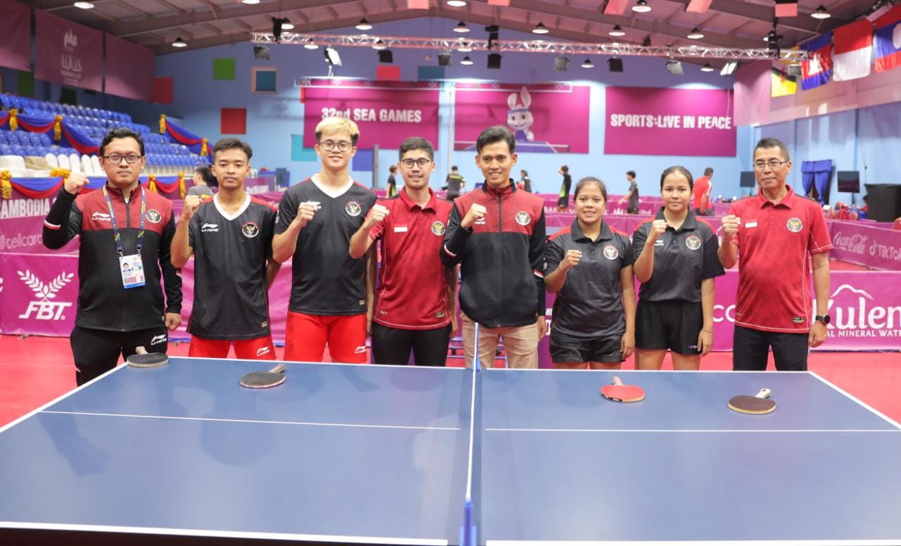 Tim tenis meja mendapat motivasi langsung dari Menteri Pemuda dan Olahraga Republik Indonesia (Menpora RI) Dito Ariotedjo secara virtual disela-sela latihan. Mereka siap tampil dan memberikan segala kemampuannya untuk meraih hasil maksimal di pertandingan