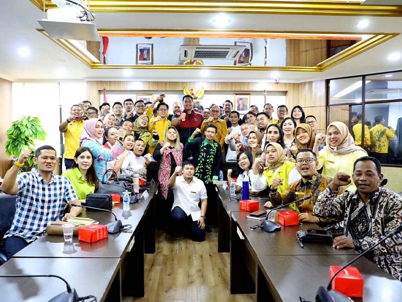 Menpora Dito Menerima Kunjungan Peserta Golkar Institut,