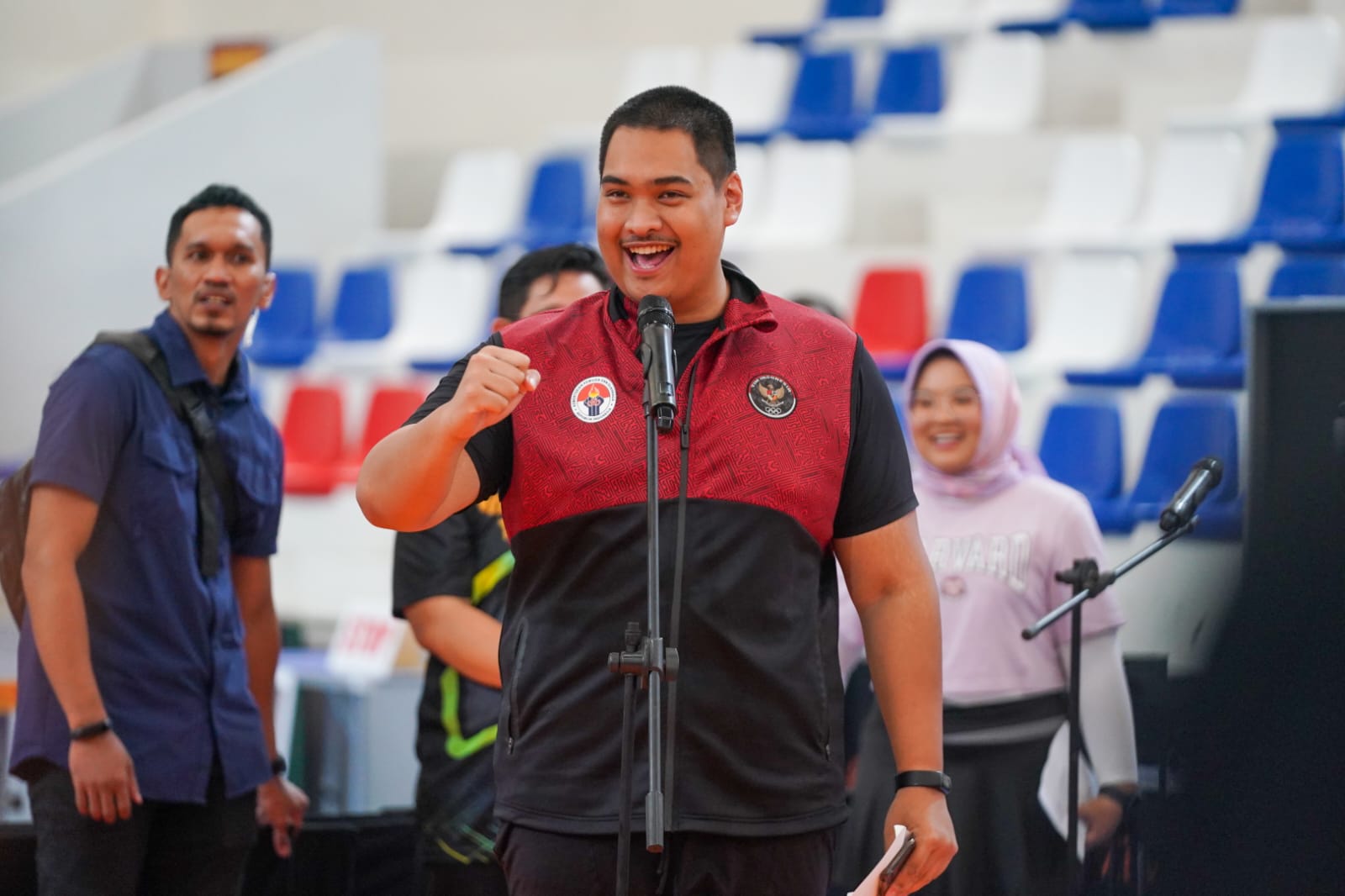 Menteri Pemuda dan Olahraga Republik Indonesia (Menpora RI) Dito Ariotedjo menegaskan komitmennya untuk olahraga tenis meja. Menpora Dito ingin tenis meja di Tanah Air kembali bergairah dan berprestasi. (foto:egan/kemenpora.go.id)