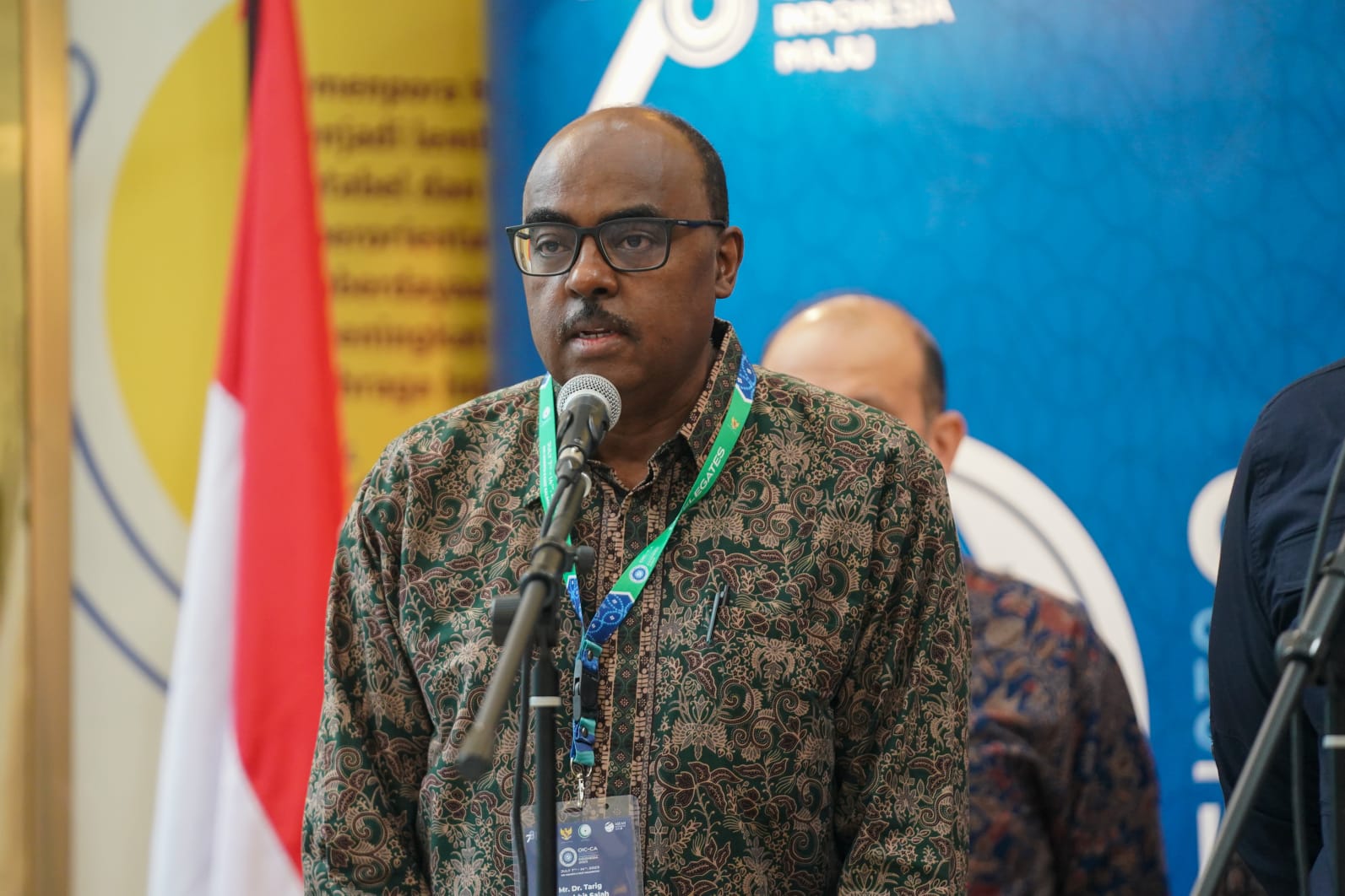 Pimpinan delegasi Organization Islamic Cooperation (OIC) Ambassador Tarig Bakheet yang menjabat sebagai Assistant Secretary General for Humanitarian Social dan Cultural Affairs memuji keterlibatan Indonesia selama ini yang mendukung dan aktif diberbagai k