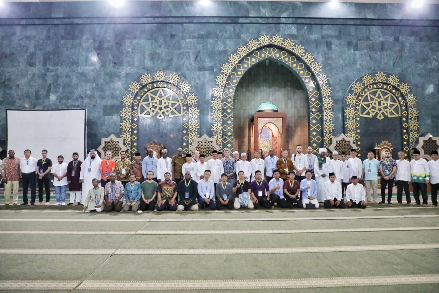 Delegasi peserta Organization Islamic Cooperation - Cultural Activity (OIC-CA) 2023 merasa terkesan dengan masih banyak dan terawatnya olahraga-olahraga tradisional yang dimiliki negara Indonesia khususnya yang ada di Kutai Kartanegara. (foto:yayan/kemenp