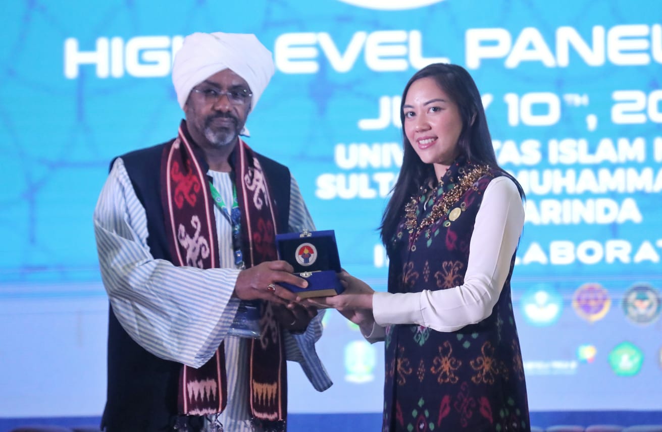 Kementerian Pemuda dan Olahraga Republik Indonesia (Kemenpora RI) berharap melalui diskusi tingkat tinggi dari kegiatan Organization Islamic Cooperation - Cultural Activity (OIC-CA) 2023 di Auditorium 22 Dzulhijjah, Universitas Islam Negeri Sultan Aji Muh