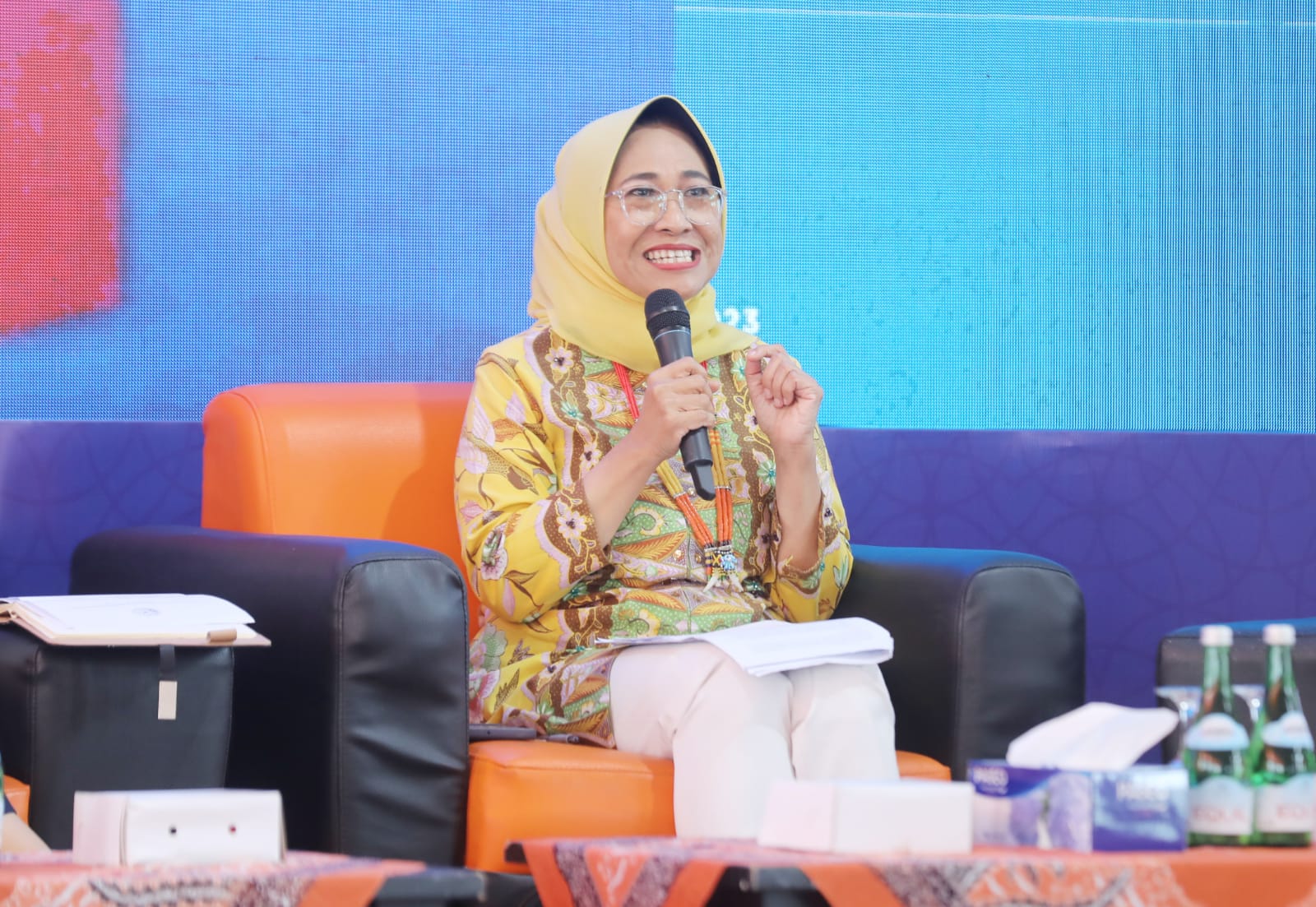 Wakil Ketua Komisi X DPR RI Hetifah Sjaifudian menyebut, para pemuda memiliki peran dan  tanggungjawab dalam pembangunan Ibu Kota Negara (IKN). Pemuda juga menjadi motor penggerak memperkenalkan IKN kepada para delegasi Organization Islamic Cooperation Cu