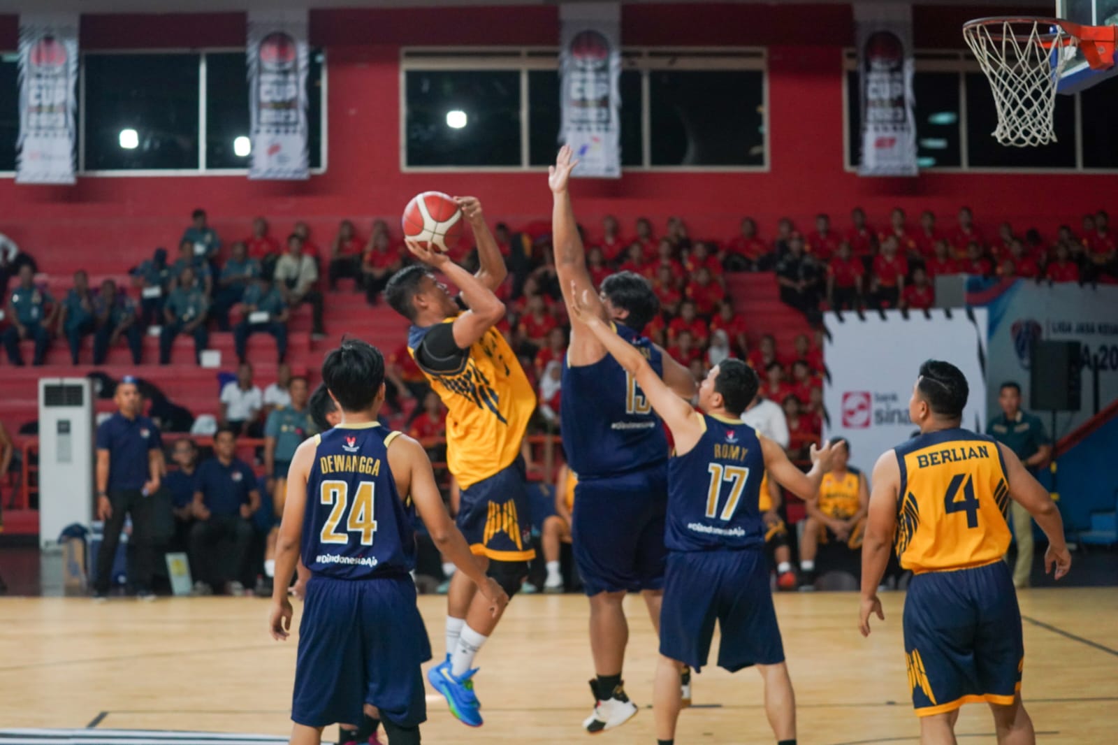 Kementerian Pemuda dan Olahraga Republik Indonesia (Kemenpora) mengapresiasi ajang Kapolri Cup Basketball 2023. Diharap turnamen ini bisa bergulir setiap tahunnya dan mampu melahirkan pebasket yang andal. (foto:egan/kemenpora.go.id)