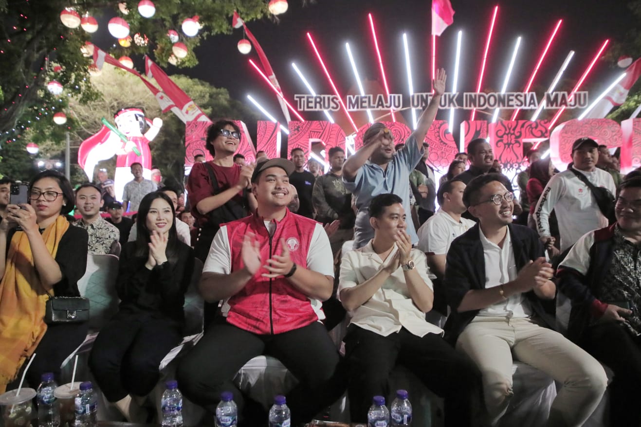 Menteri Pemuda dan Olahraga Republik Indonesia (Menpora RI) Dito Ariotedjo mengapresiasi perjuangan Timnas Indonesia diajang Piala AFF U-23 tahun 2023. Dalam kejuaraan ini, Indonesia menjadi runner-up setelah kalah dramatis dari Vietnam lewat adu penalti.