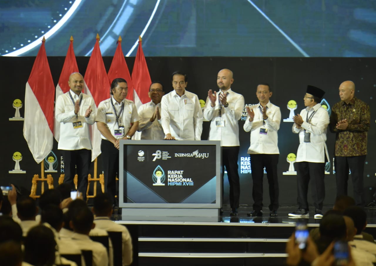 Presiden RI Joko Widodo membuka Rapat Kerja Nasional (Rakernas) Badan Pengurus Pusat Himpunan Pengusaha Muda Indonesia (HIPMI) Ke-XVIII di Nusantara Hall, ICE-BSD, Tangerang, Kamis (31/8) pagi.(foto:bagus/kemenpora.go.id)
