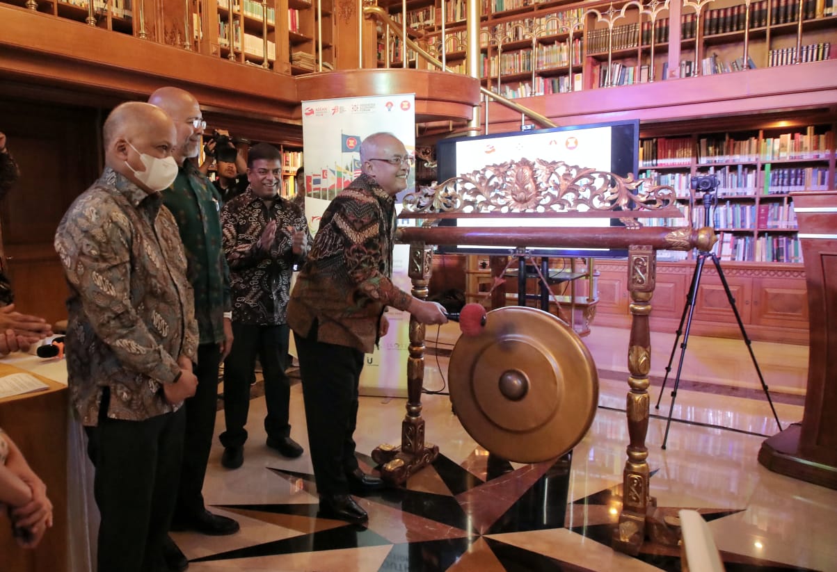 Mewakili Menteri Pemuda dan Olahraga Republik Indonesia (Menpora RI) Dito Ariotedjo, Sesmenpora Gunawan Suswantoro menghadiri kegiatan ASEAN Youth for Digital Action (AYDA) di Wisma Habibie & Ainun, Jakarta, Rabu (27/9). (foto:yayan/kemenpora.go.id)