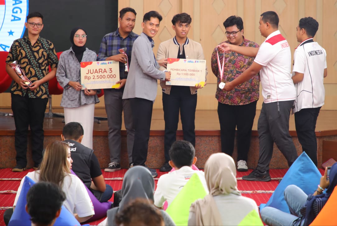  Kementerian Pemuda dan Olahraga Republik Indonesia (Kemenpora RI) menggelar lomba debat bertajuk adu gagasan. Kegiatan ini termasuk dalam program Festival Muda Memilih di Kemenpora. (foto:herry/kemenpora.go.id)