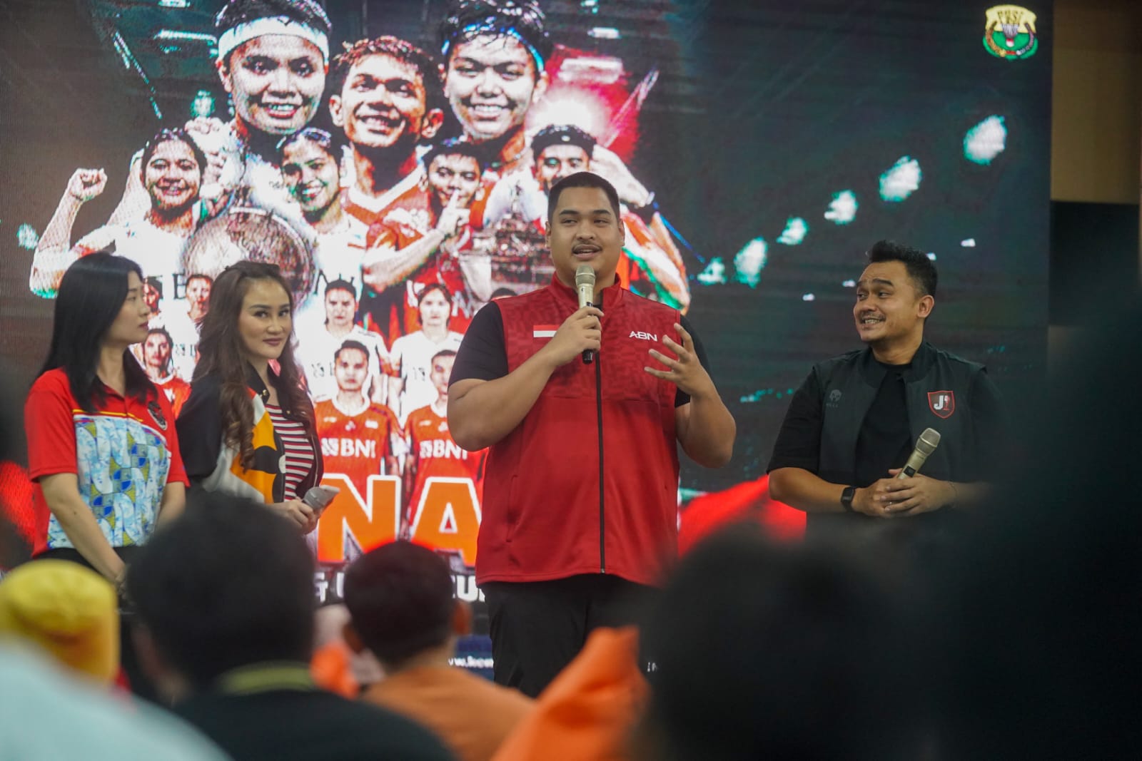 Torehan positif yang diukir tim Thomas dan Uber 2024 membuat Menteri Pemuda dan Olahraga Republik Indonesia (Menpora RI) Dito Ariotedjo optimis pebulutangkis Indonesia akan mampu mempertahankan dan melanjutkan trend positif ini hingga menuju Olimpiade 202