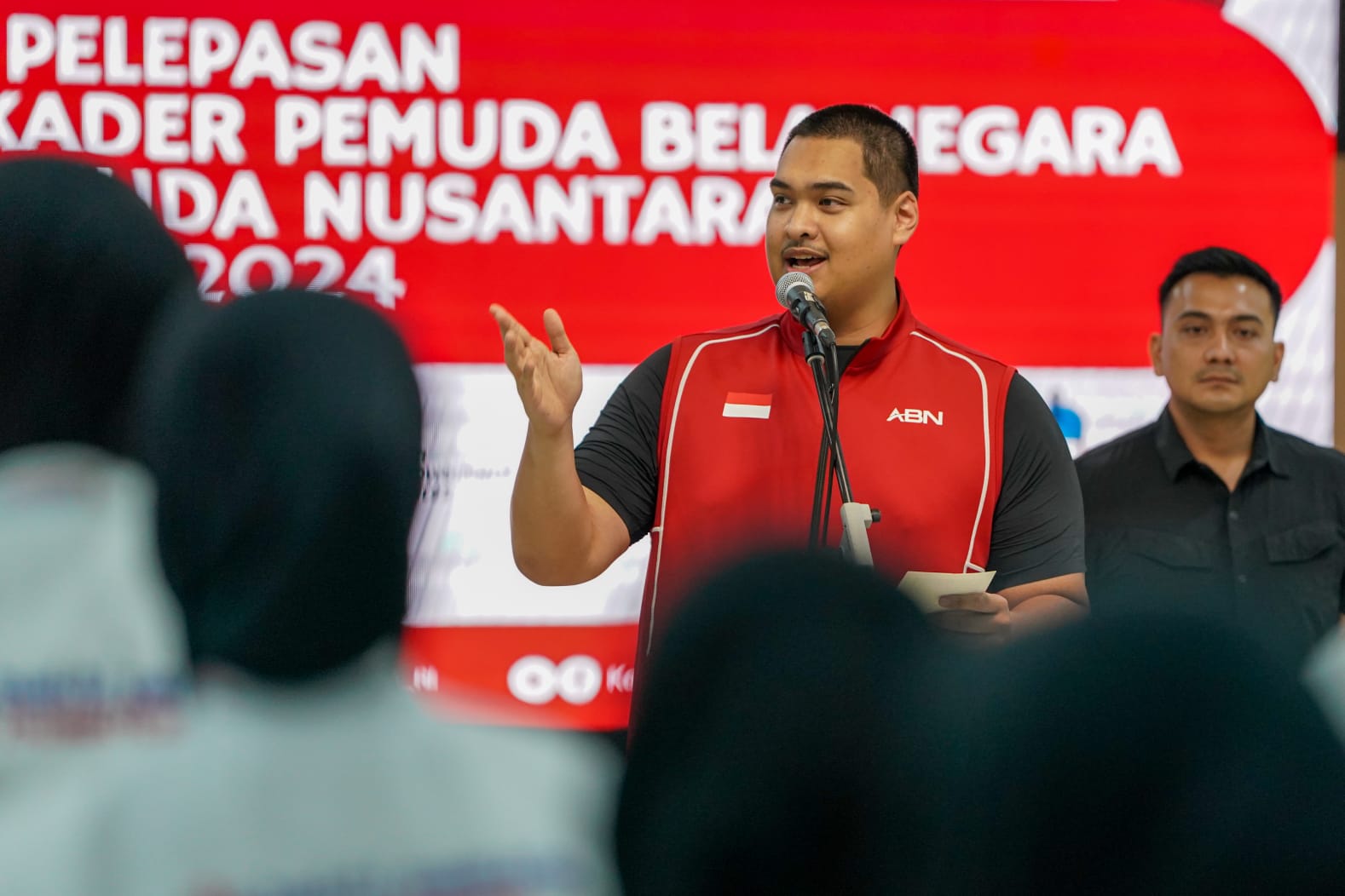 Menteri Pemuda dan Olahraga (Menpora) RI Dito Ariotedjo berharap para peserta Pendidikan Kader Pemuda Bela Negara (PKPBN) dan Bakti Pemuda Nusantara (Bapen) 2024 bisa menjadi inspirasi bagi kawula muda di daerah. Hal ini disampaikan Menpora dalam apel pel