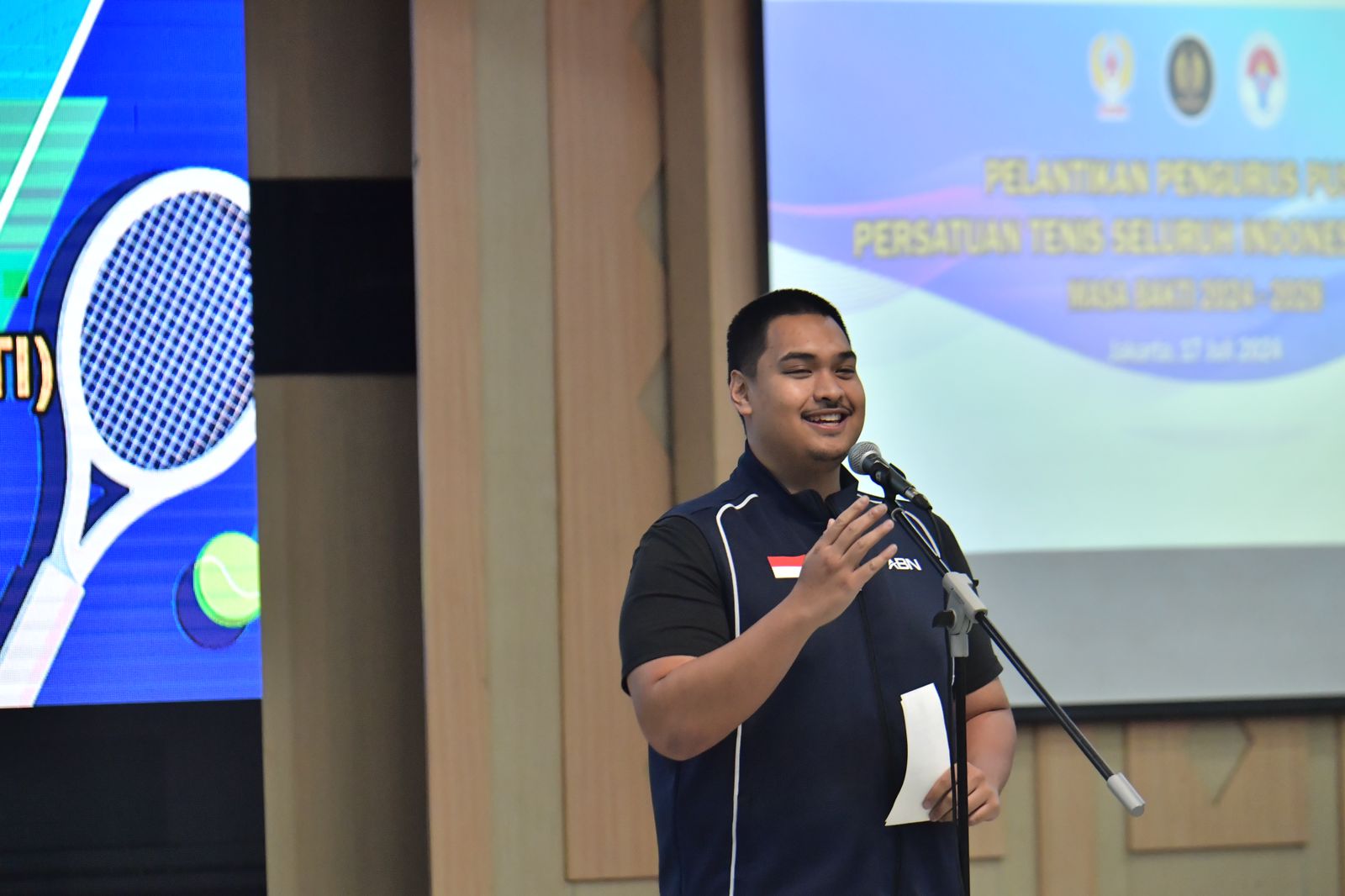 Menteri Pemuda dan Olahraga (Menpora) RI Dito Ariotedjo menyebut kepemimpinan Presiden Joko Widodo (Jokowi) sebagai era keemasan dalam memajukan cabang olahraga (cabor). Khususnya untuk para pengurus olahraga yang ingin serius memajukan olahraganya. (foto