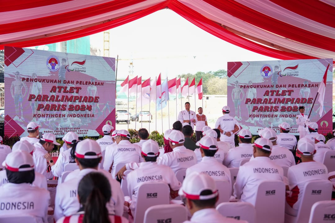 Menpora Dito Kukuhkan dan Lepas Kontingen Indonesia ke Paralimpiade 2024