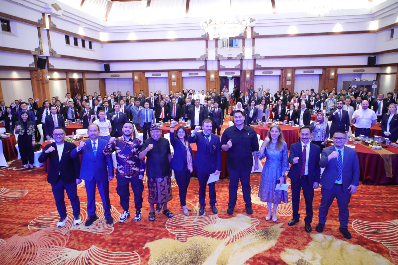 Menteri Pemuda dan Olahraga Republik Indonesia (Menpora RI) Dito Ariotedjo membuka kegiatan seminar program olahraga global United Nation Office Of Counter-Terrorism (UNOCT) di Discovery Kartika Plaza Hotel, Badung, Bali, Selasa (1/10). (foto:herry/kemenp