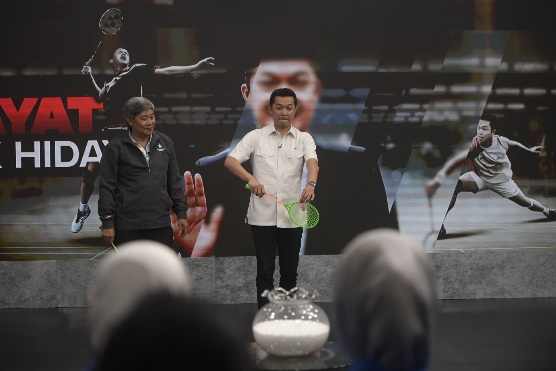 Wakil Menteri Pemuda dan Olahraga Republik Indonesia (Wamenpora RI), Taufik Hidayat, hadir sebagai bintang tamu dalam program Q&A Metro TV di Studio 3 Metro TV, Kebon Jeruk, Jakarta Barat, Jumat (6/12).(foto:bagus/kemenpora.go.id)
