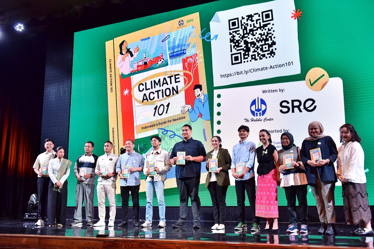 Menpora Dito Apresiasi 4000 Anak Muda Hadir di Indonesia Youth Sustainability Forum (IYSF) 2024
