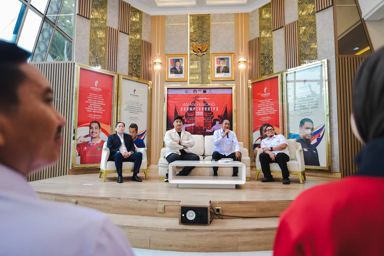 Menteri Pemuda dan Olahraga (Menpora) RI Dito Ariotedjo menghadiri konferensi pers Asian Fencing Championships 2025