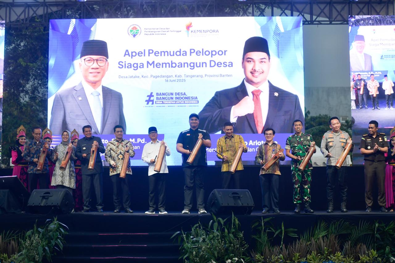 Menpora Dito dan Mendes PDT Yandri Membuka Apel Pemuda Pelopor Siaga Membangun Desa