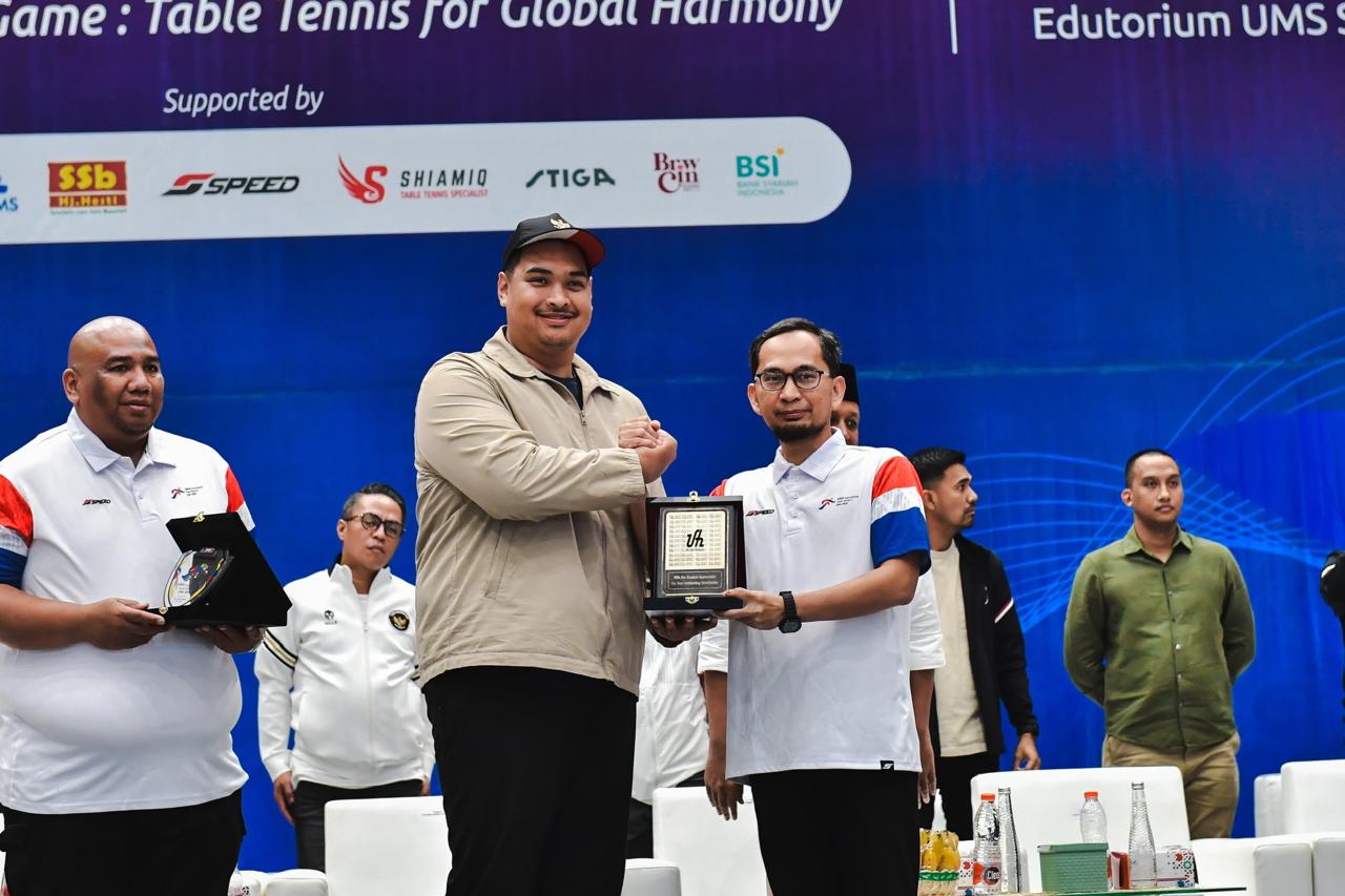 Menpora Dito Apresiasi Turnamen Tenis Meja UAH International Super Series V 2025