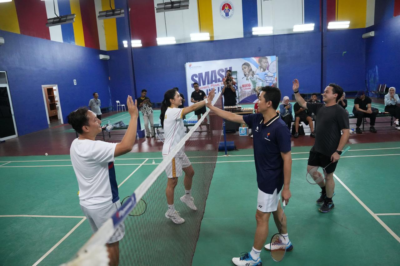 Wakil Menteri Pemuda dan Olahraga Republik Indonesia (Wamenpora RI), Taufik Hidayat, menghadiri kegiatan bertajuk 'Smash the Limits: Connect, Move, Inspire' yang digelar oleh Alumni  Indonesia Future Network (IFN), di Lapangan Badminton Kemenpora, Jakarta