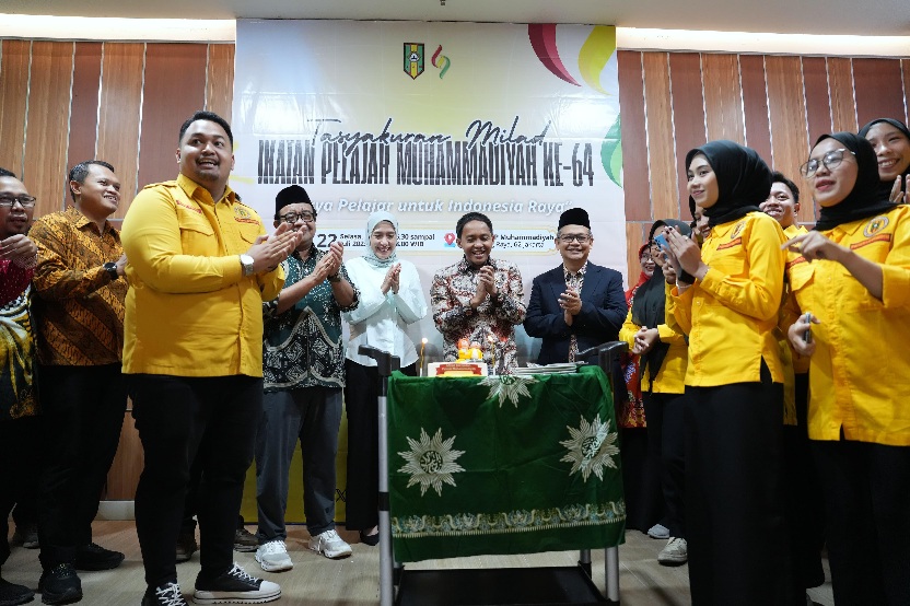 Kementerian Pemuda dan Olahraga Republik Indonesia (Kemenpora RI) membuka ruang seluas-luasnya untuk berkolaborasi dan bekerjasama program-program pengembangan bidang kepemudaan dengan Ikatan Pelajar Muhammadiyah. (foto:Herry/kemenpora.go.id)